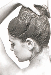 mud_womansmall.jpg mud_womansmall.jpg